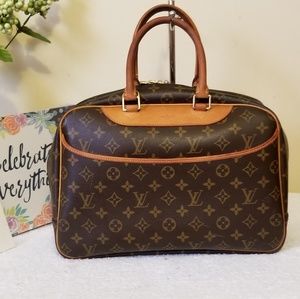 LV deauville authentic